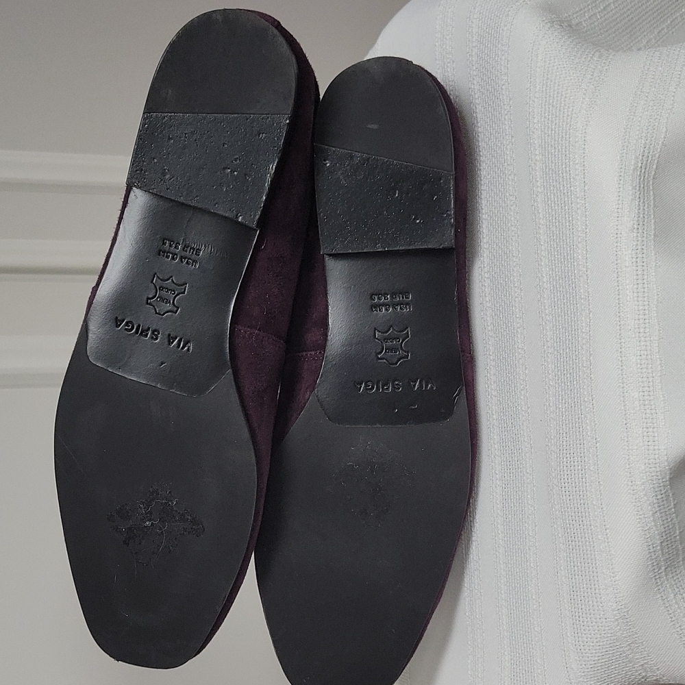 Via Spiga Plum Suede Slip-on Loafers Flat Shoes,  Size 6.5M - Picture 6 of 7